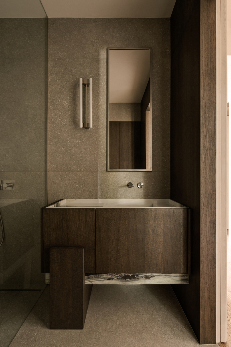 Oskar Firek Architects设计的极简主义住宅SAR Apartment