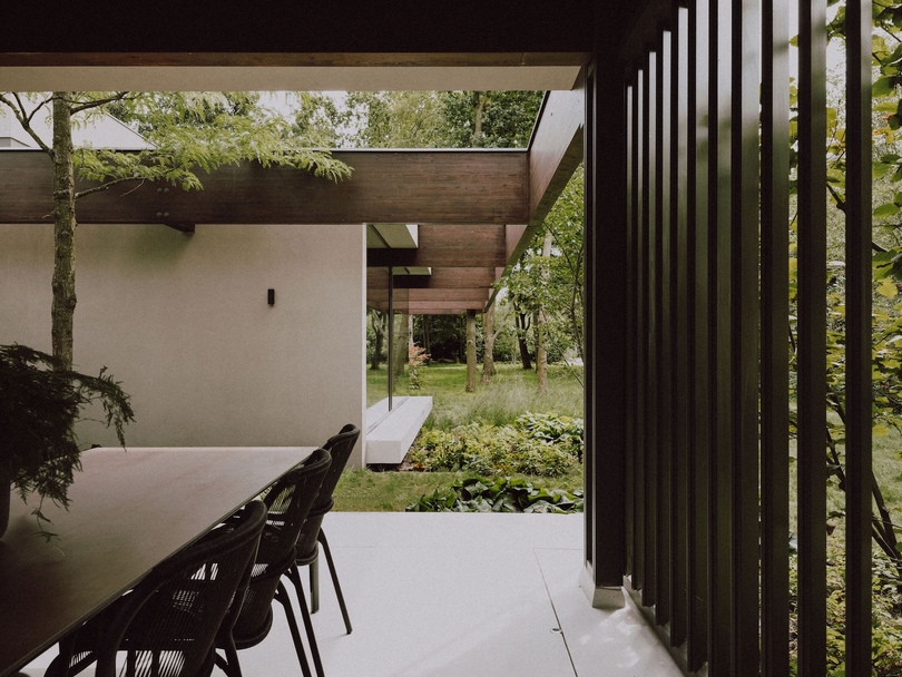 Tom Kneepkens Architect设计的森林别墅Forest Villa MB