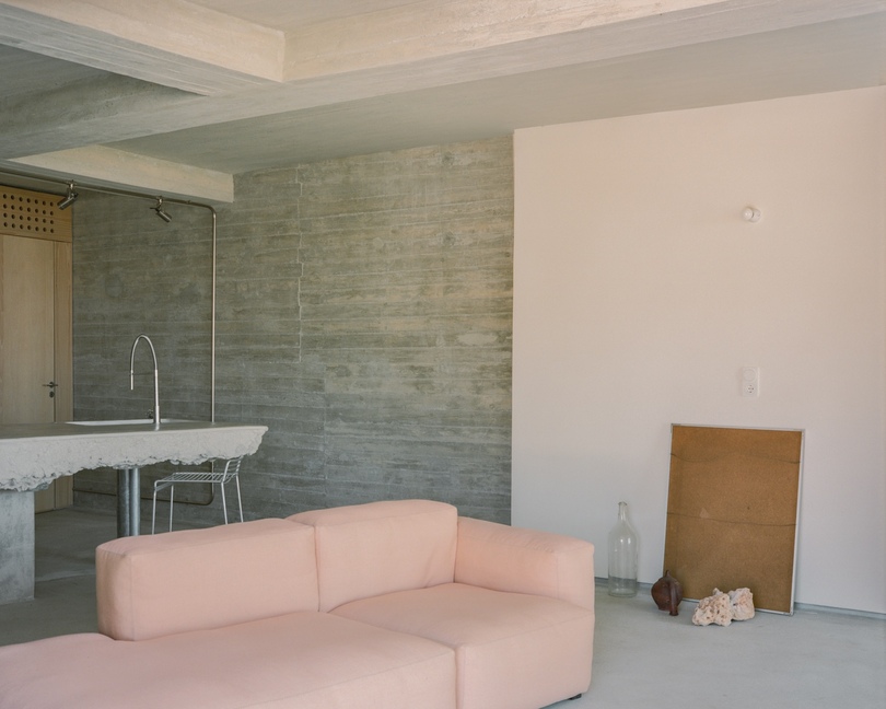 Kelly Spanou 重新设计的极简住宅 House in Tinos