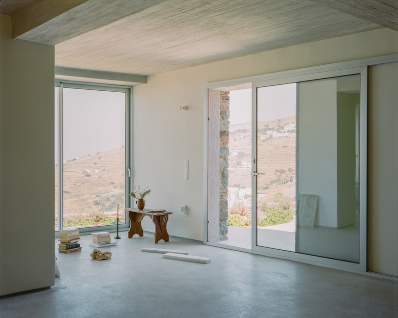 Kelly Spanou 重新设计的极简住宅 House in Tinos