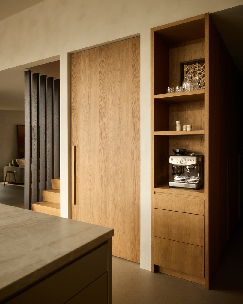 REFINED Interior Design 设计的极简住宅 Residence Uden