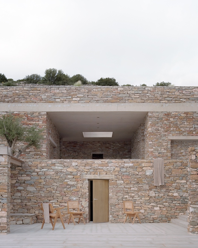 希腊 Sifnos Fysika 住宅|隐于梯田之下的极简建筑设计