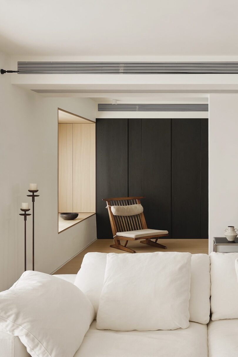 Zouhe Space Design 设计的极简住宅 Su Residence