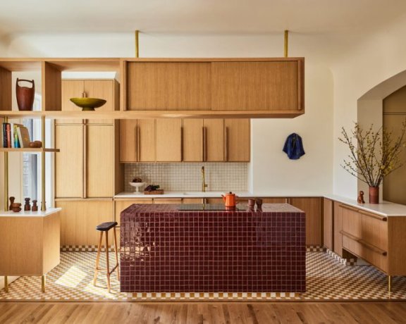 由GRT Architects设计的极简公寓East Village Apartment