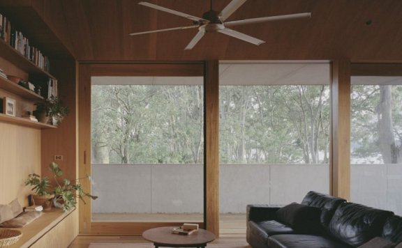 Edition Office设计的迷你住宅Mossy Point House