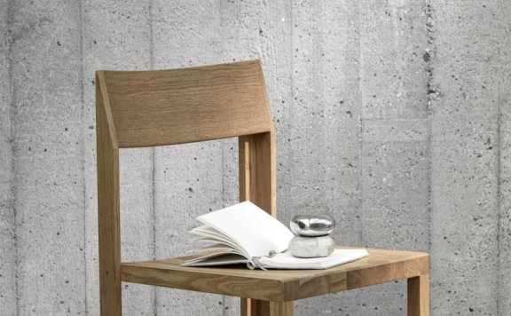 由Kristina Dam设计的极简椅子Outline Chair