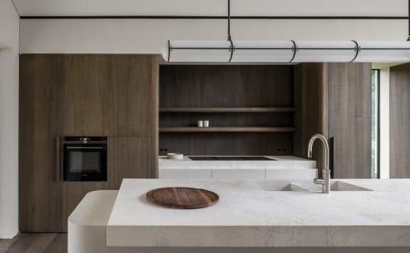 由Niels Maier设计的极简住宅Curvy Minimalism