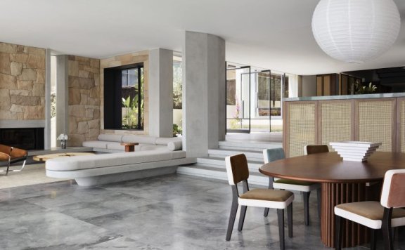 由Akin Atelier设计的极简住宅Gunnamatta House