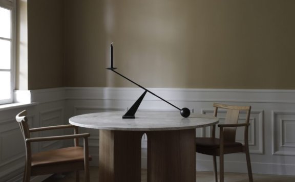 由Skogstad & Wærnes设计的极简主义餐椅Merkur