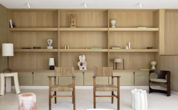 由AFTER BACH设计的极简空间Montaigne