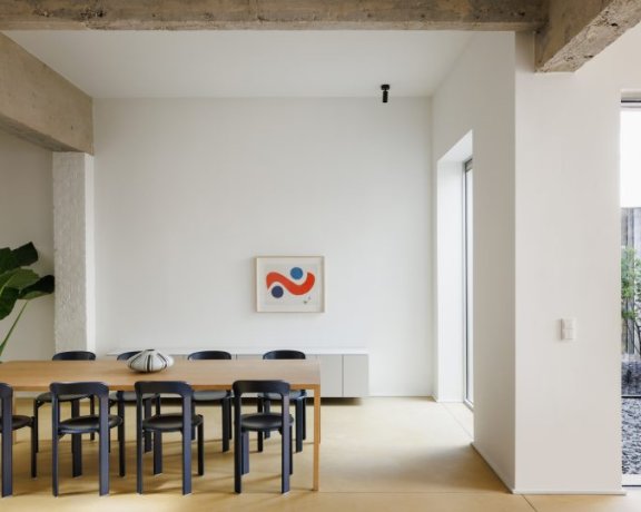 由Studio Contekst设计的极简住宅Project Mercurius