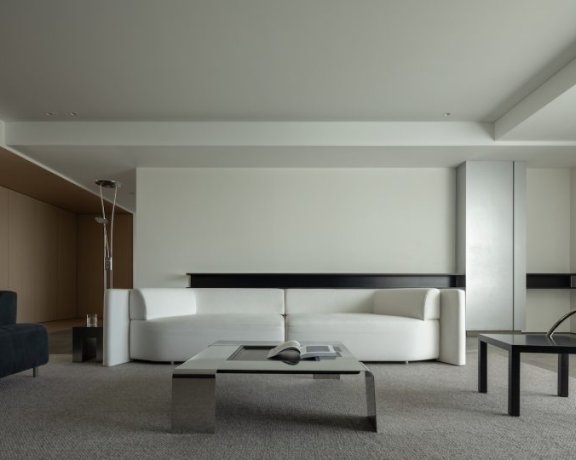 BETWEEN DESIGN设计的极简公寓Waterfront Apartment