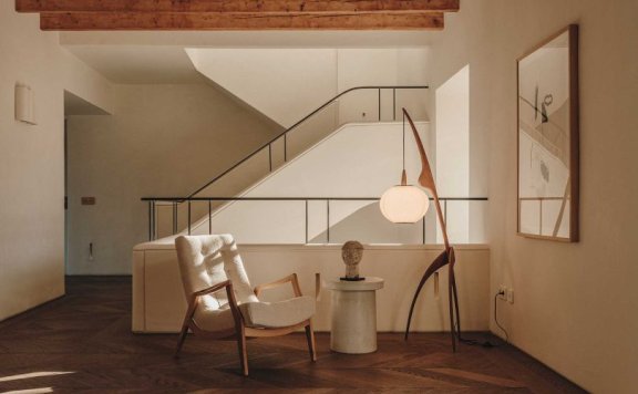 由BonVivant设计的极简主义住宅Son Serra