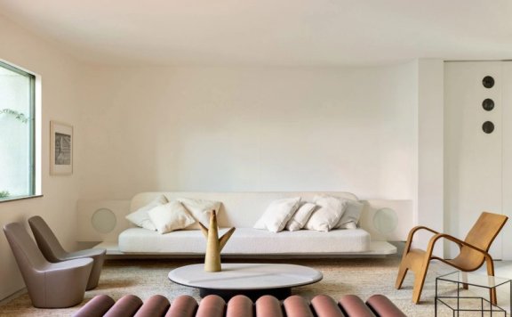 Pascali Semerdjian Arquitetos设计的极简住宅Aurora Apartment