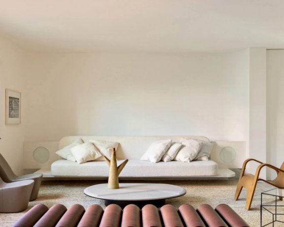 Pascali Semerdjian Arquitetos设计的极简住宅Aurora Apartment