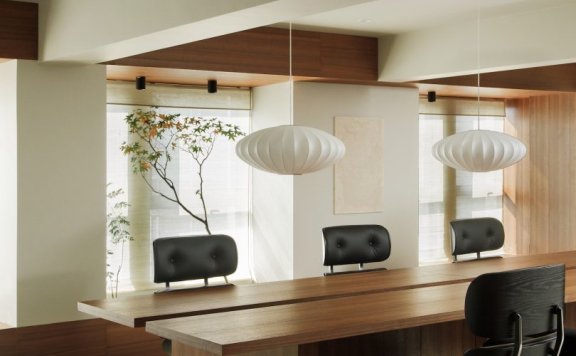 由ANG 3 STUDIO设计的极简办公空间Chip Trading Company