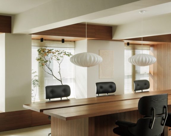 由ANG 3 STUDIO设计的极简办公空间Chip Trading Company