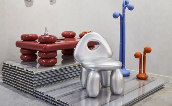 2023迪拜设计周:Mushy,一个展示过度感性物品的新平台