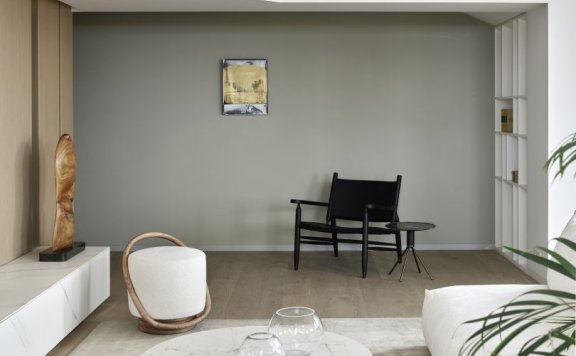 由Famenka Design设计的极简主义空间Penthouse