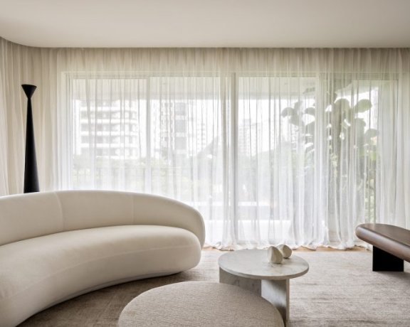 由ARCHITECTS OFFICE设计的极简主义公寓AP L.