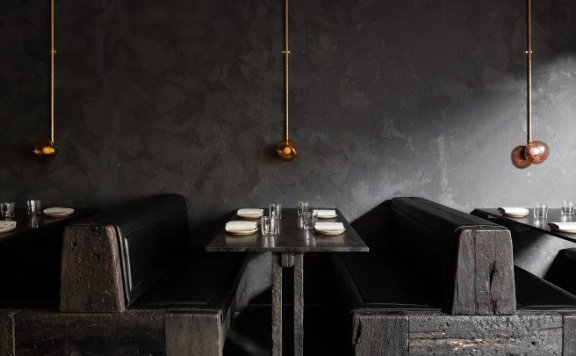 由Daniel Emma为JamFactory设计的Poke壁灯