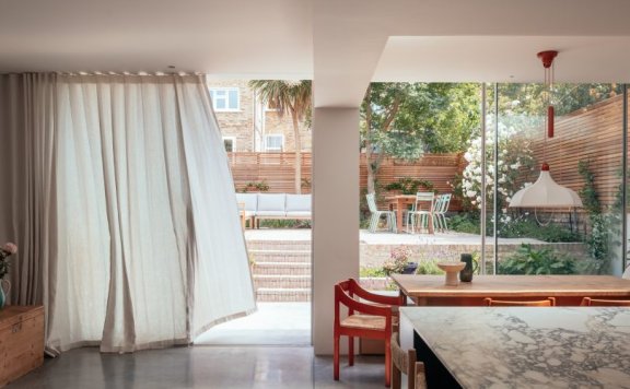 Oliver Leech Architects设计的极简住宅Poet’s Corner