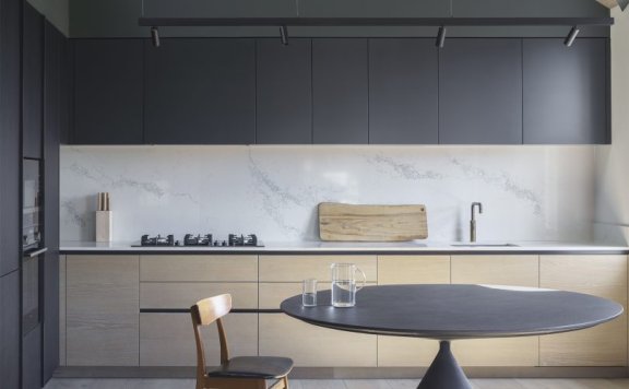 Alexander Martin设计的极简住宅Regents Park Road