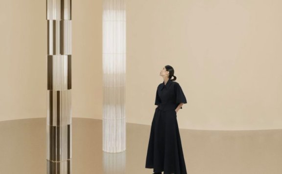 2024米兰设计周:vandersandestudio设计的照明装置Endless