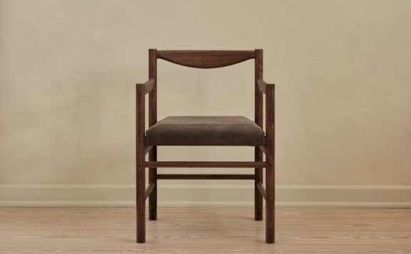 由Fort Standard设计的极简扶手椅Range Armchair