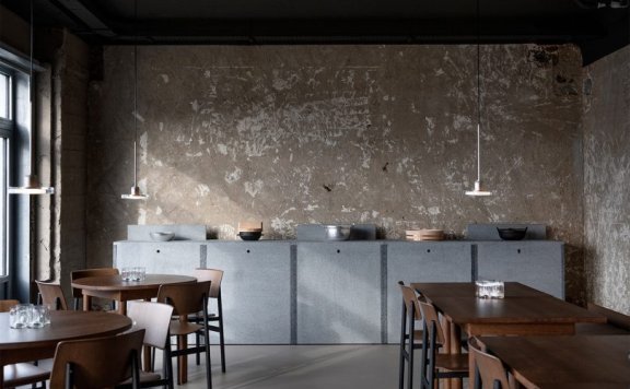 由Marsollier Villacorta设计的极简主义餐厅Otonali