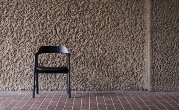 丹麦家具品牌:TAKT的Bow Chair亮相“3Days of Design”