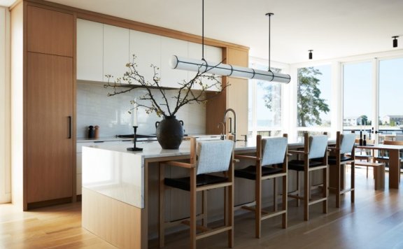 家庭在Hampton湾度假村找到宁静，由Tami Wassong设计