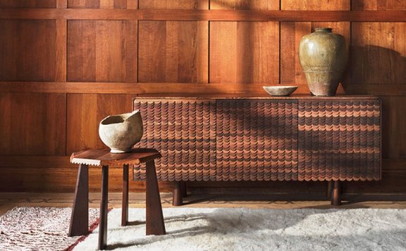 由Peter Mabeo设计的硬木家具系列Lesire