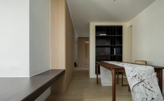 Zhenxi Zhu设计的极简住宅Three Generation Home