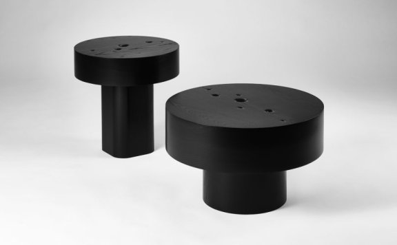 Jung Hoon Lee设计的极简主义咖啡桌Void