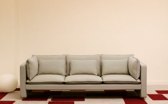 由Jasper Morrison设计的极简主义沙发Jota Sofa