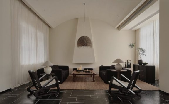 MOON DESIGN设计的极简住宅Shinoman Jinxin Courtyard