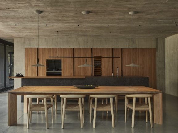 由5 Sólidos与Studiokp2设计的极简住宅Casa Haras