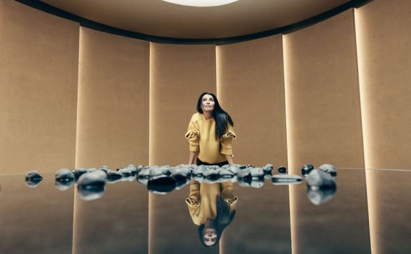 2025米兰国际家具:Es Devlin,米兰设计周的明星