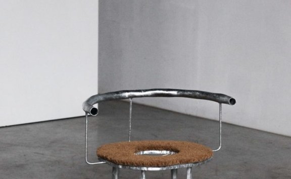 Thomas Serruys设计的极简扶手椅Resourcer Armchair