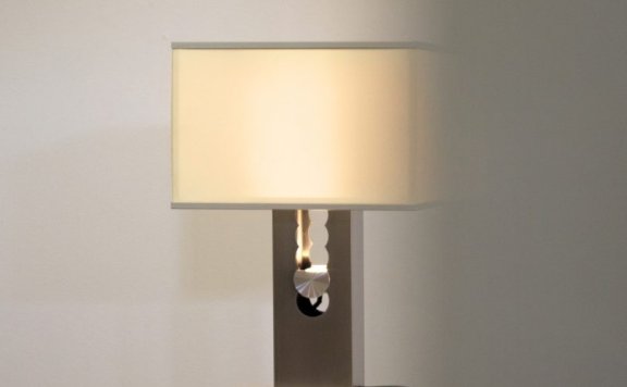 NAGØT设计的极简台灯Captive Table Lamp