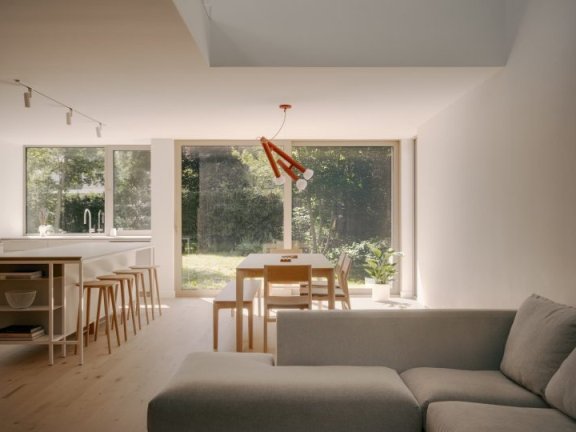 APPAREIL Architecture设计的极简住宅Pied-de-vent Residence