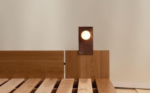 由Austen/Morris设计的极简沙发床Platform Daybed