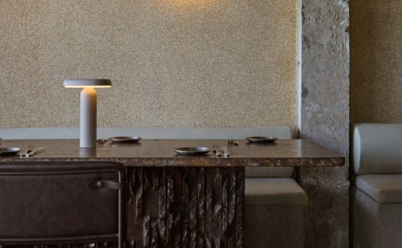 WENTZ设计的极简灯具Fungi Mini Portable Lamp