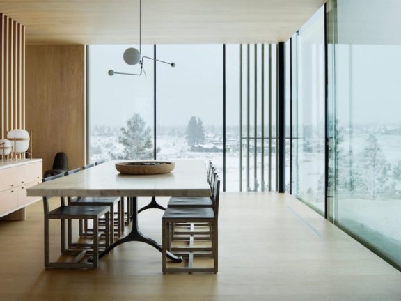 由Hacker设计的极简主义住宅Tetherow Overlook House