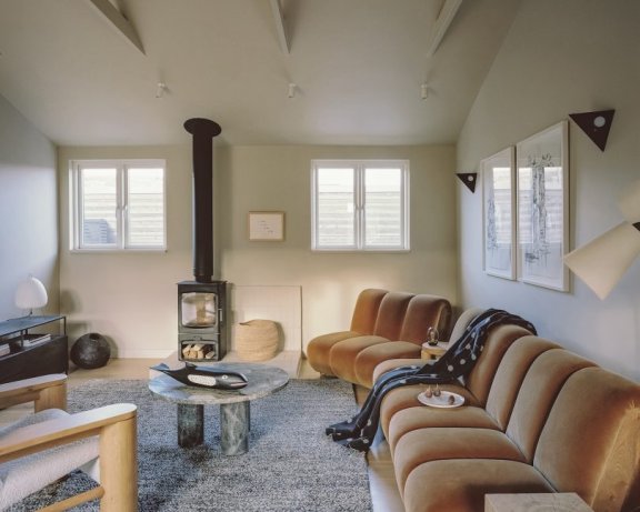 Architecture for London设计的极简住宅Dorset Beach House