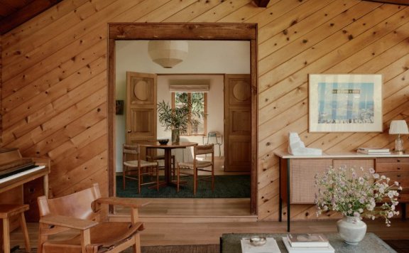 由NONO Studio设计的极简主义住宅Moon Canyon