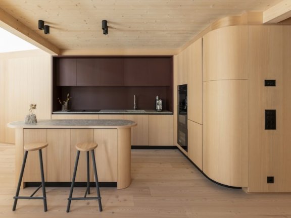 由Park与Slik Architekten设计的极简主义住宅La Vetta