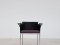 由设计工作室Vormen设计的极简主义椅子Dusk