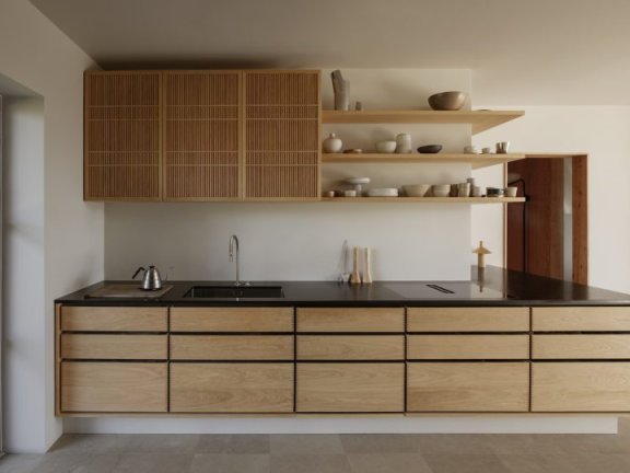 由Yoye设计的极简主义住宅Humlebæk Home